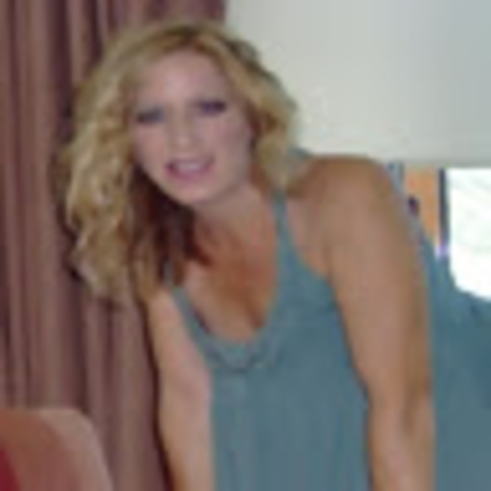 Meet your Posher, Debbie